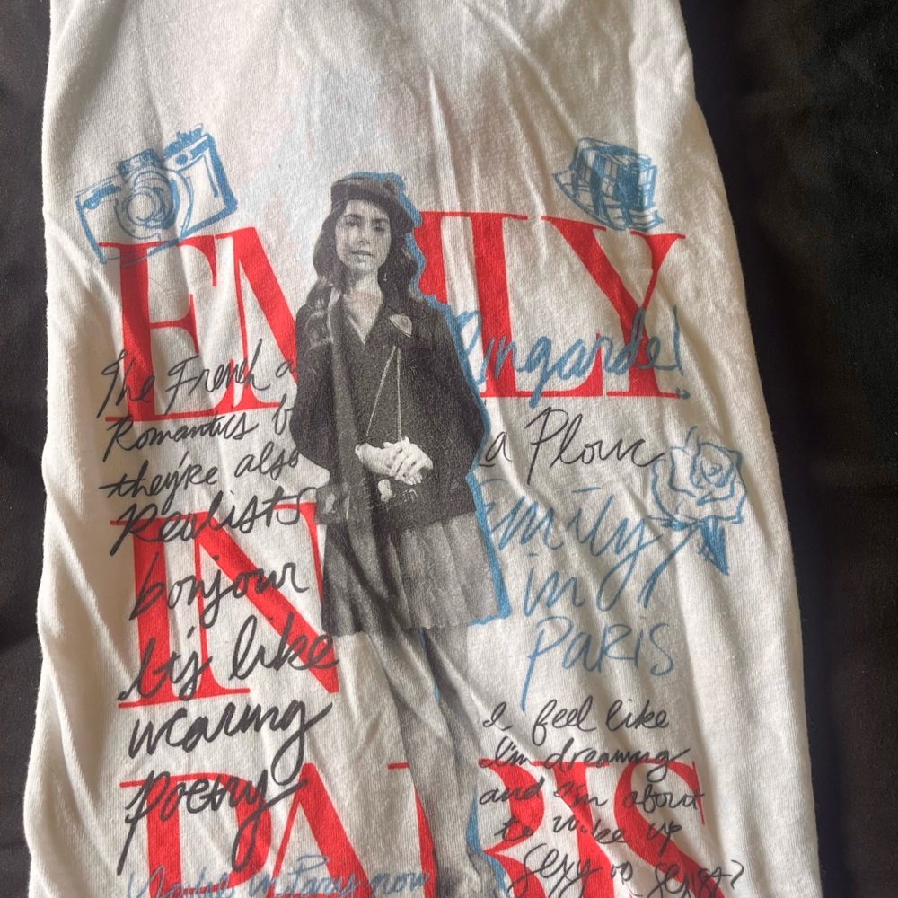PacSun Emily in Paris Graphic Crop Top